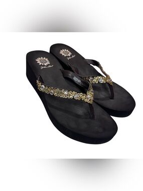Women’s Yellow Box Rhinestone Bling Wedge Flip Flops Sandals Shoes Size 7